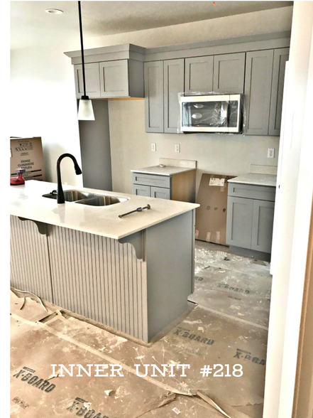 Photo of the actual unit - 14569 S Quiet Shade Dr