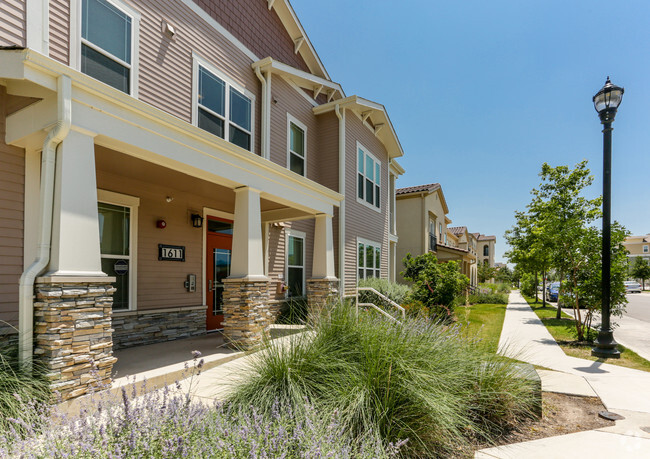 Primary Photo - East Meadows Apartments