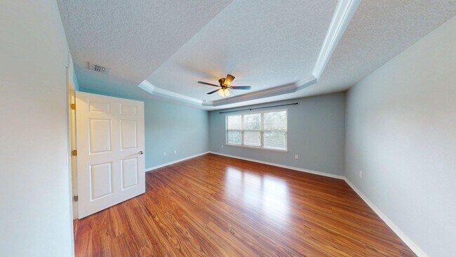 Building Photo - 3 BR 2.5 BA   TOWNHOME  - Bayberry Subdivi...