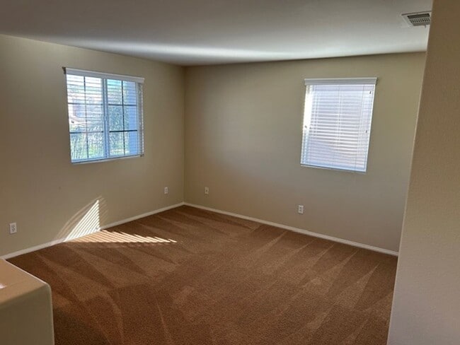 Building Photo - 29585 Peacock Mountain Dr