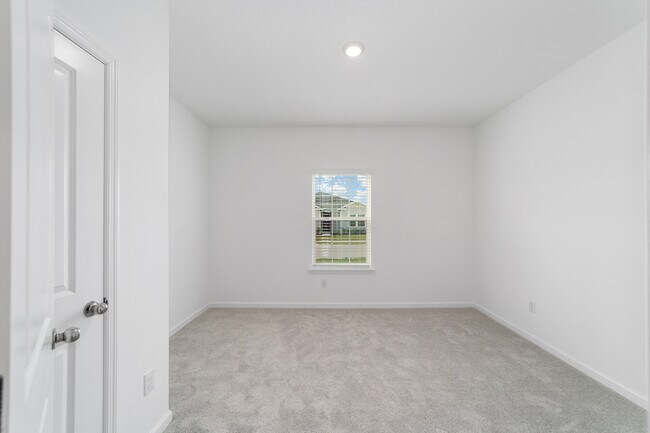 Building Photo - 7341 SW 76th Ter