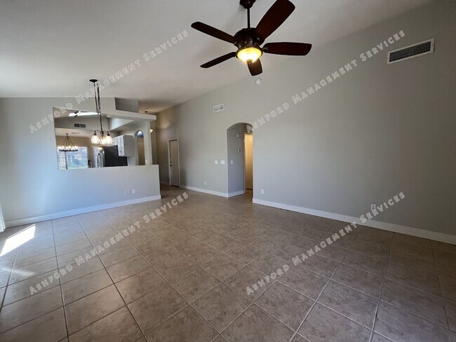 Building Photo - 16261 N 91st Dr