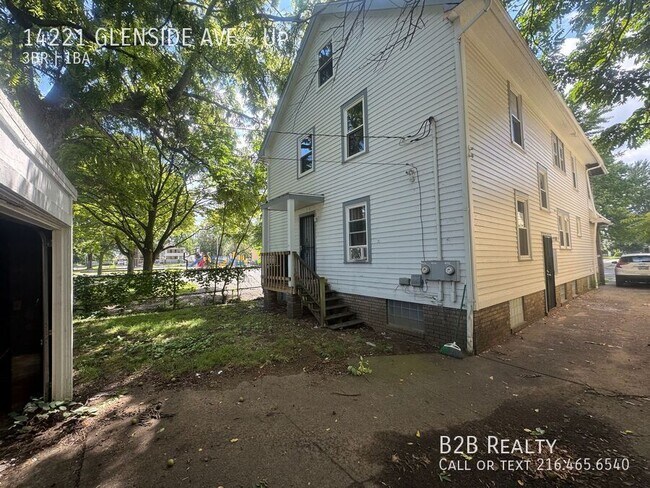 Building Photo - 14221 Glenside Rd