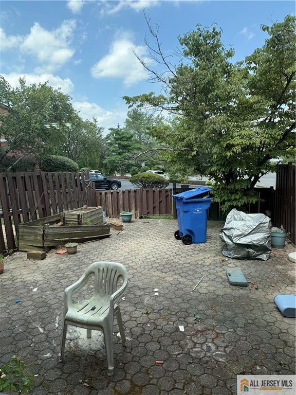 Building Photo - 355 Willowbrook Dr