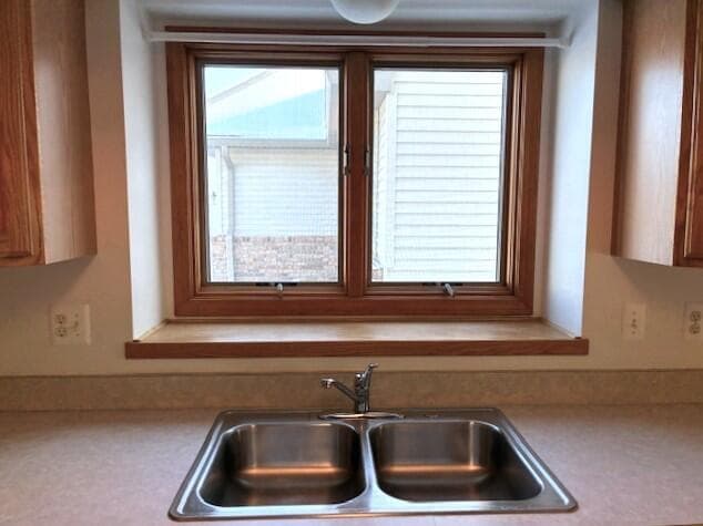 Building Photo - 364 Cottonwood Ln