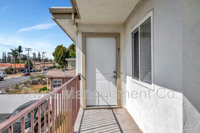 Building Photo - 805 N 3rd St