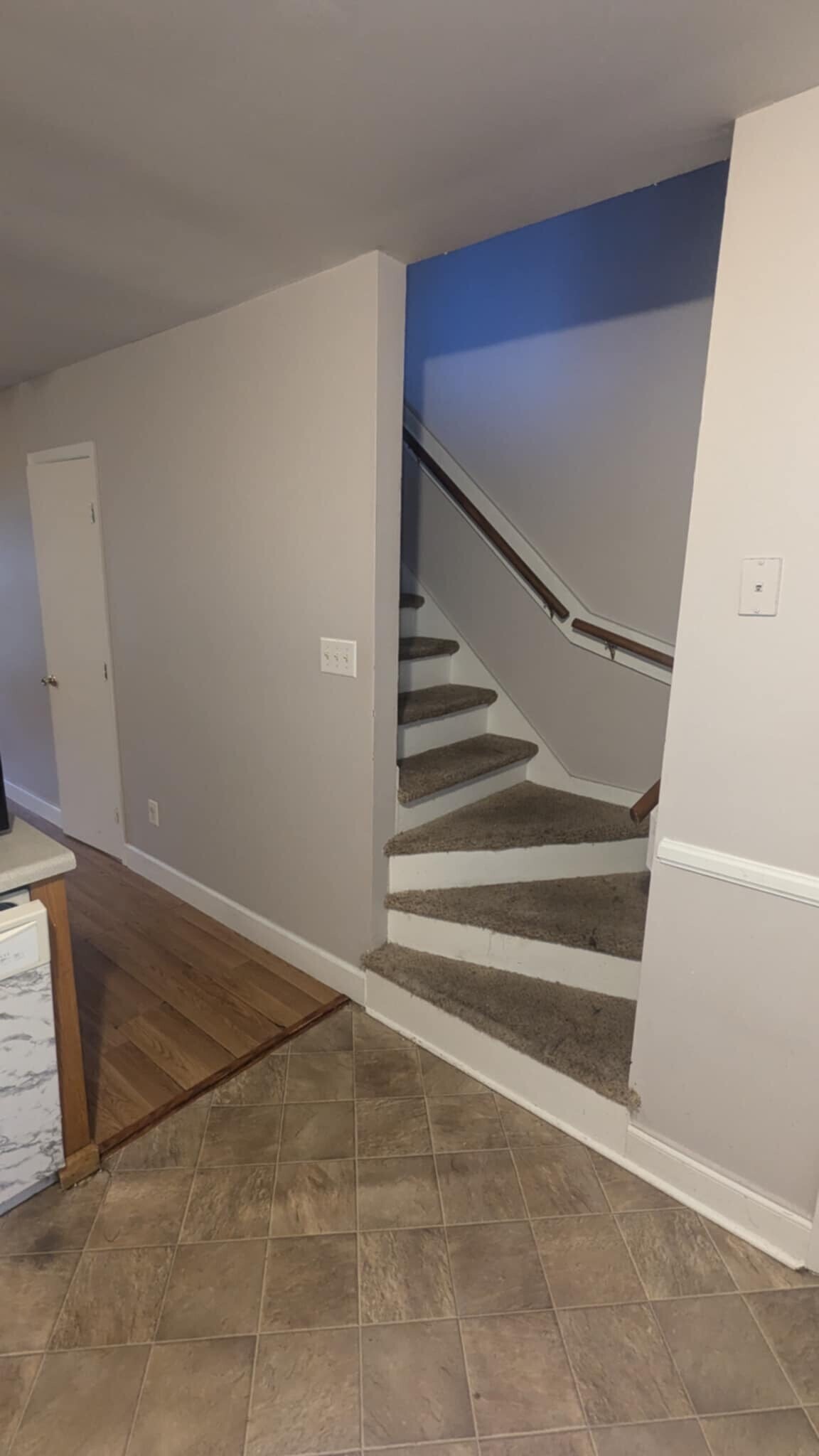 Stairs - 2013 Brandymill Ln