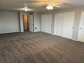 Building Photo - CL2622-2624