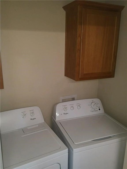 Building Photo - 263 Graystone Cir