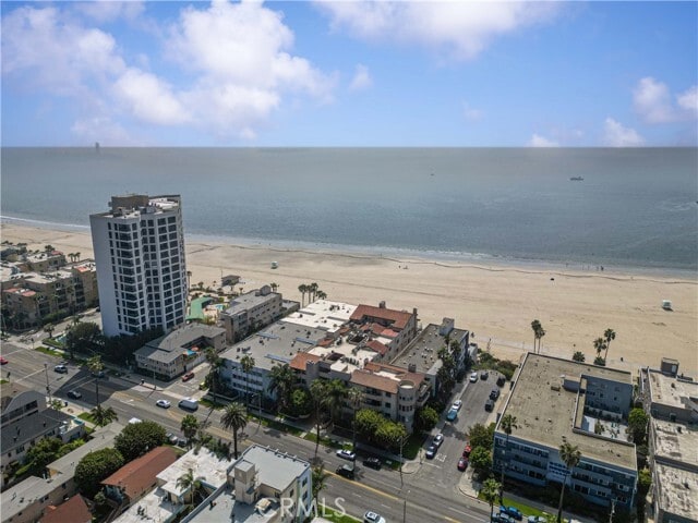 Building Photo - 1230 E Ocean Blvd