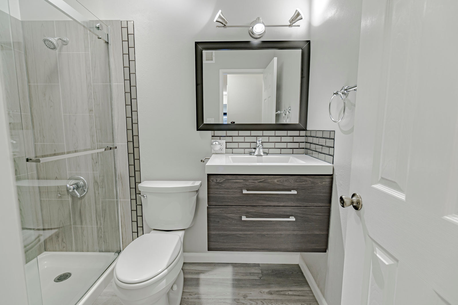 Building Photo - 1108 Alice St