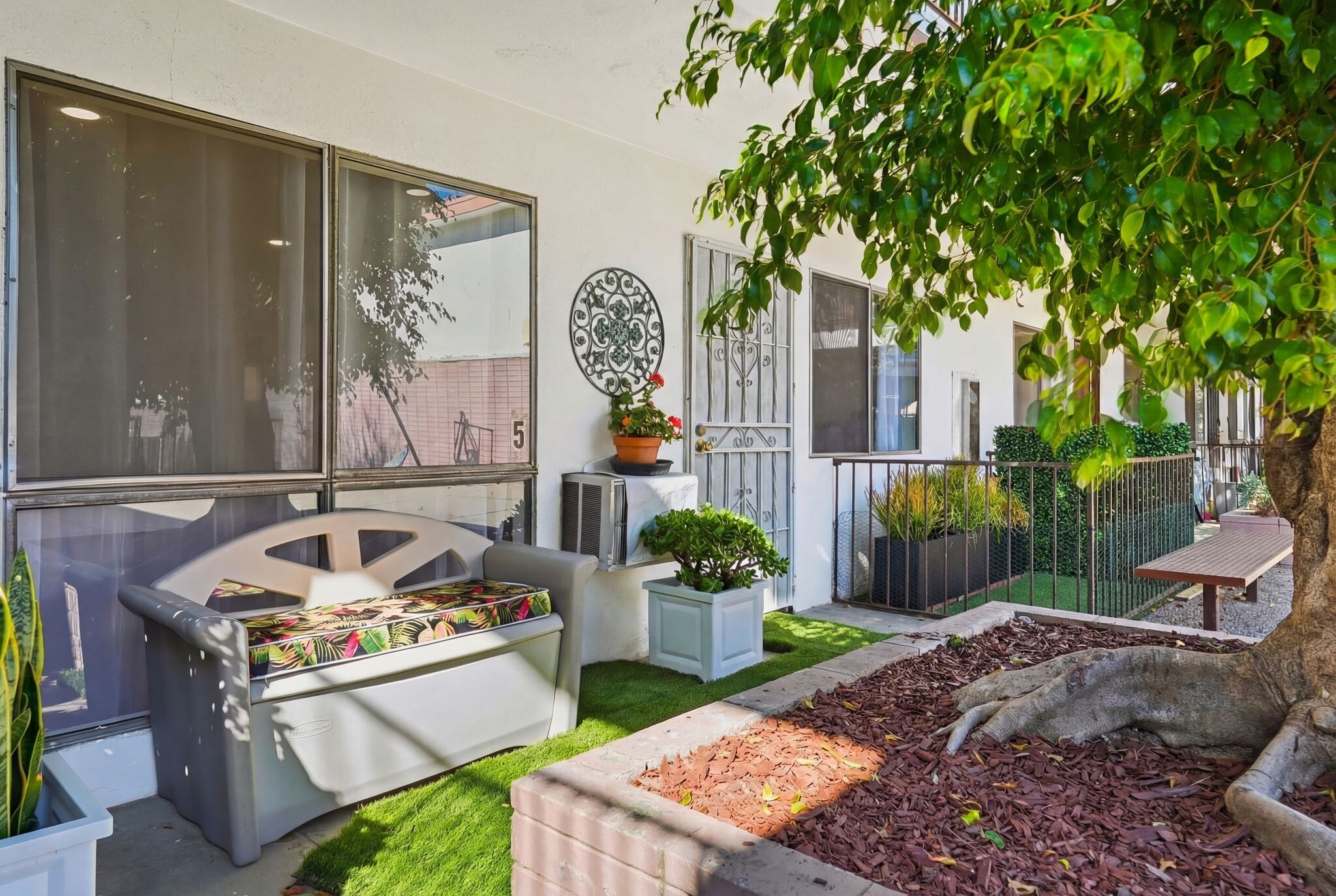 Building Photo - 13050 Dronfield Ave