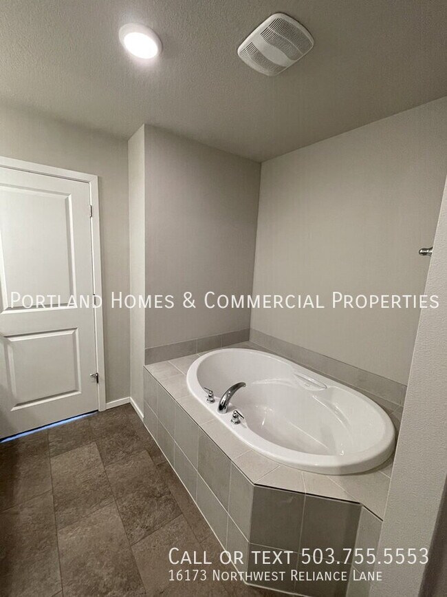 Building Photo - 16173 NW Reliance Ln