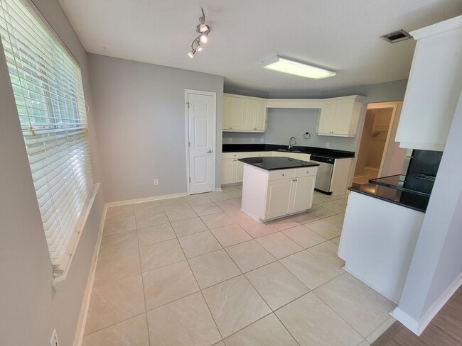 Building Photo - 2734 Rambler Ct