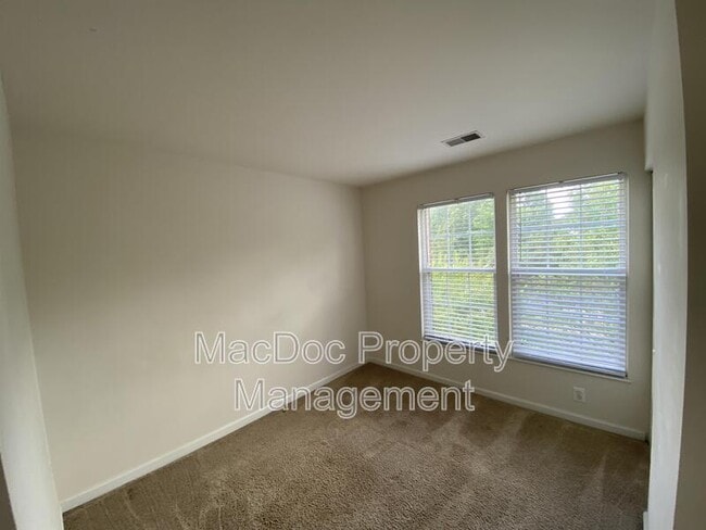 Building Photo - 4204 Apgar Ct