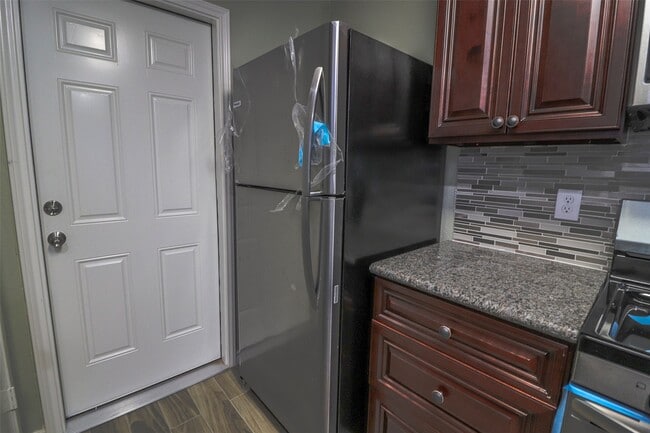 Building Photo - 2706 Orion Dr