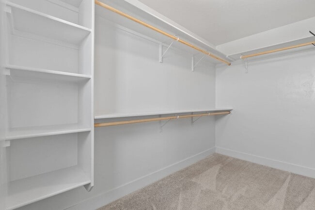 Building Photo - Gorgeous Home in the Perfect Location!