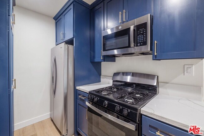 Building Photo - 847 15th St