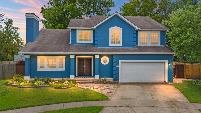 Building Photo - 800 Palomino Ln