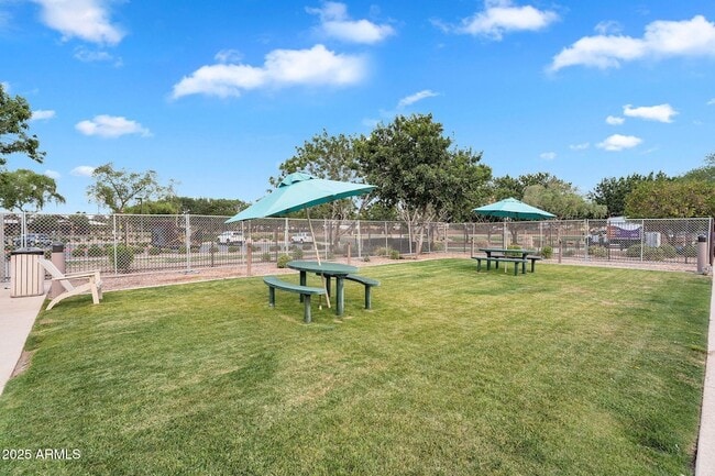 Building Photo - 4756 E Ironhorse Rd