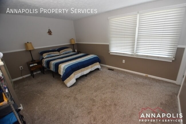 Building Photo - 1663 Canonade Ct