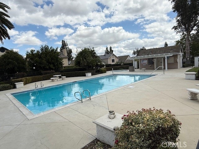 Building Photo - 6594 Montresor Pl