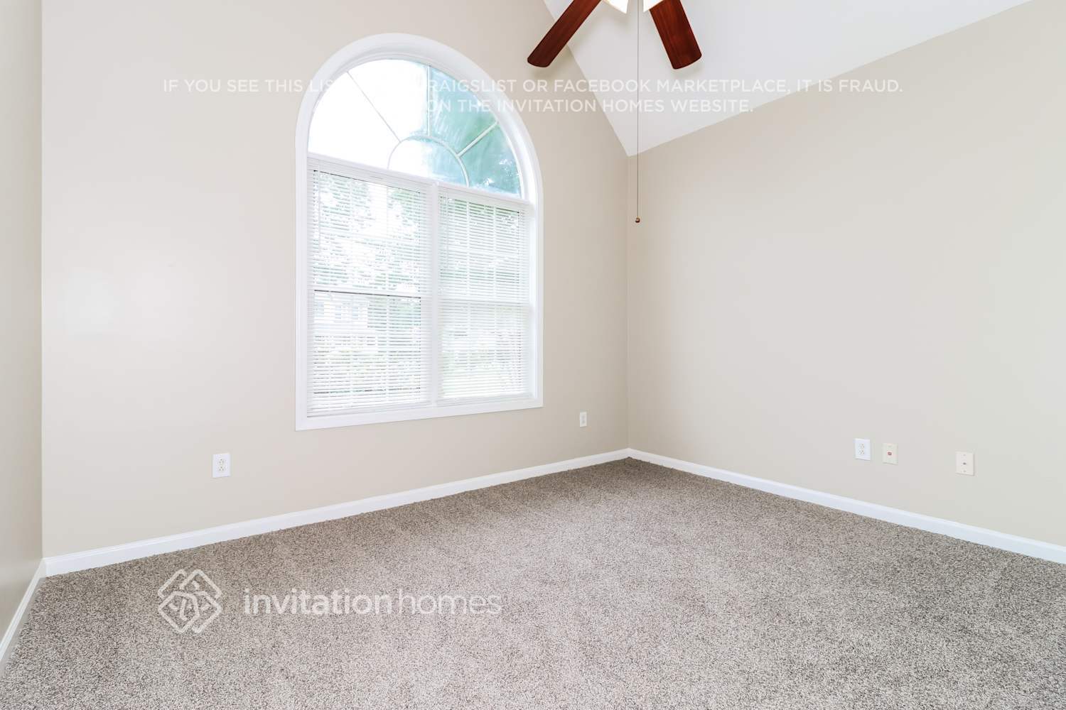 Building Photo - 717 Thornapple Trail SW