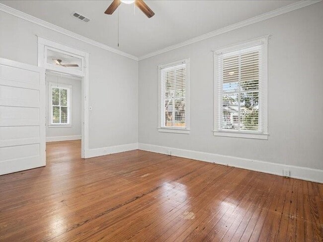 Building Photo - 1151 Caroline Ave