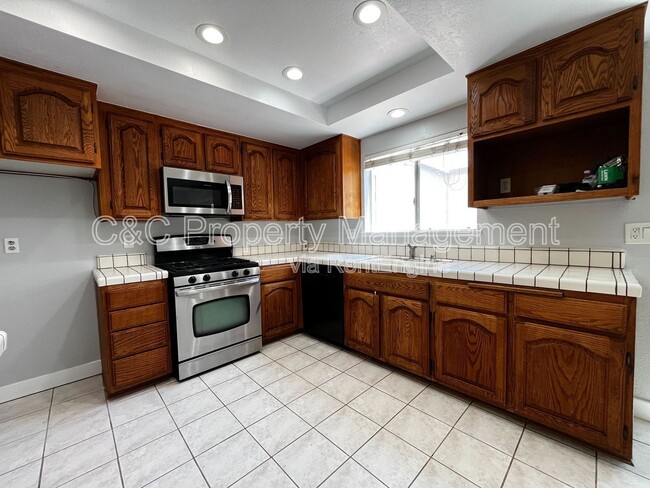 Building Photo - 10161 Cabo Dr