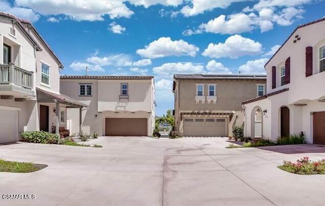 Building Photo - 188 Townsite Promenade