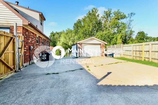 Building Photo - 9600 Pembury Ct