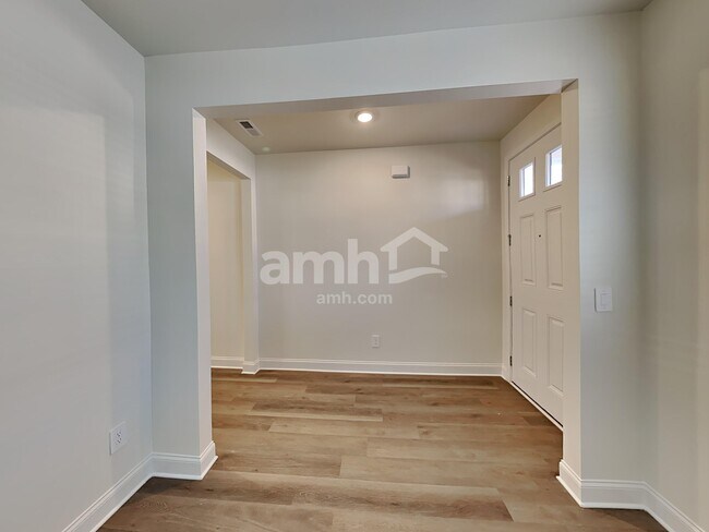 Building Photo - 3535 Shane Hill Rd SW