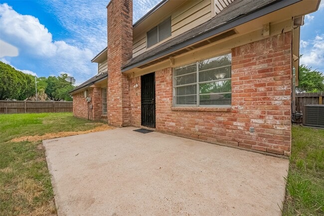 Building Photo - 10110 Margate Dr