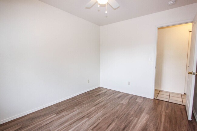 Building Photo - Four Bedroom in Prescott Valley