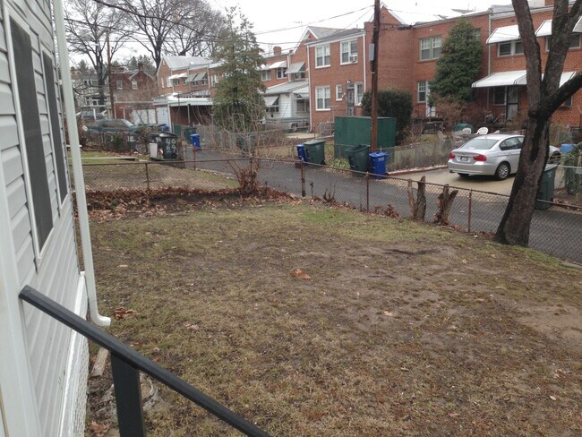 Building Photo - 4023 9th St NE