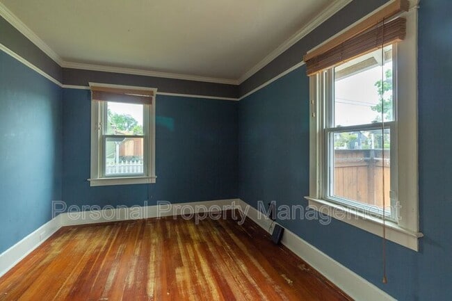 Building Photo - 1701 Franklin St