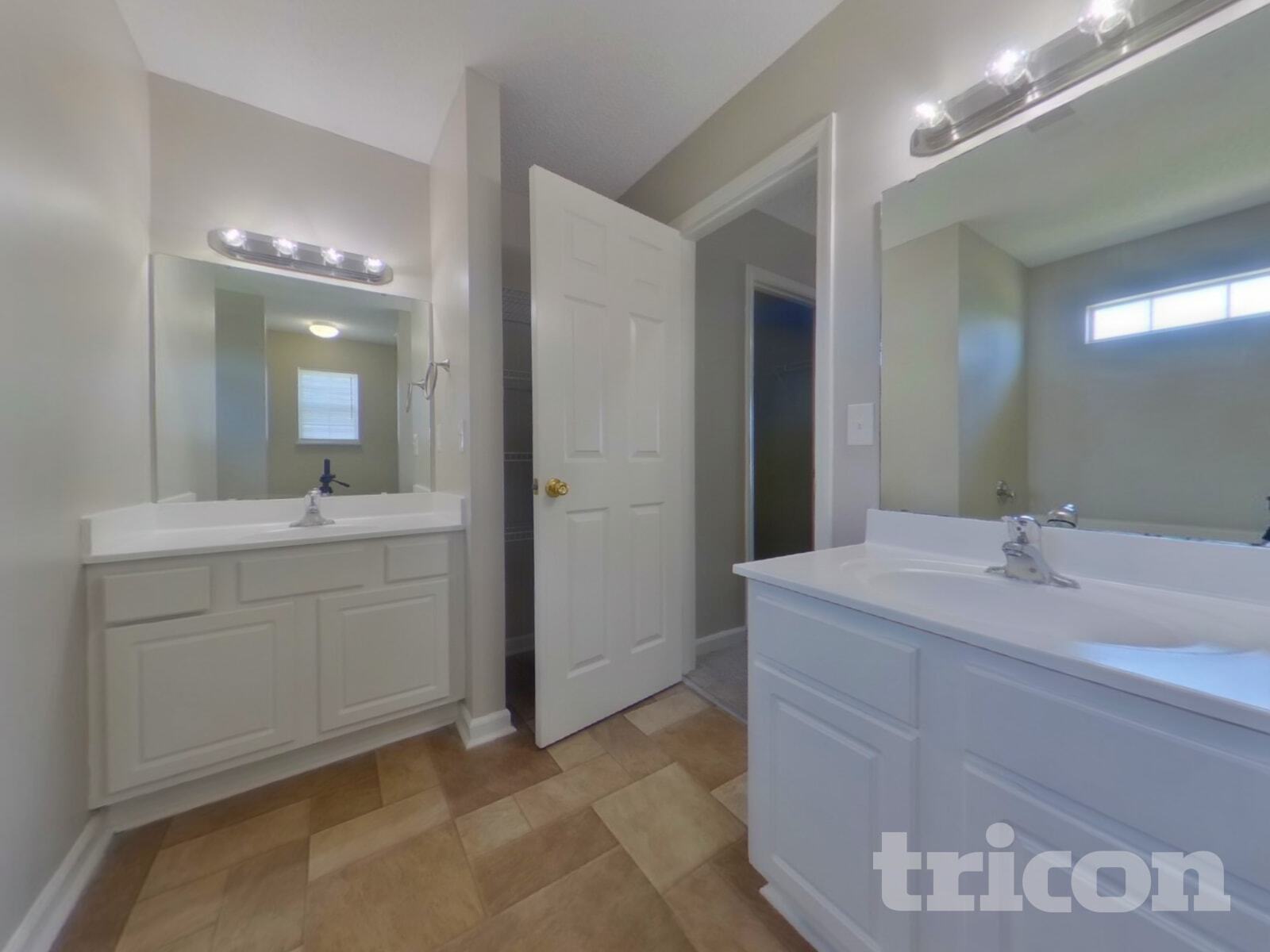 Building Photo - 390 Fox Trot Dr