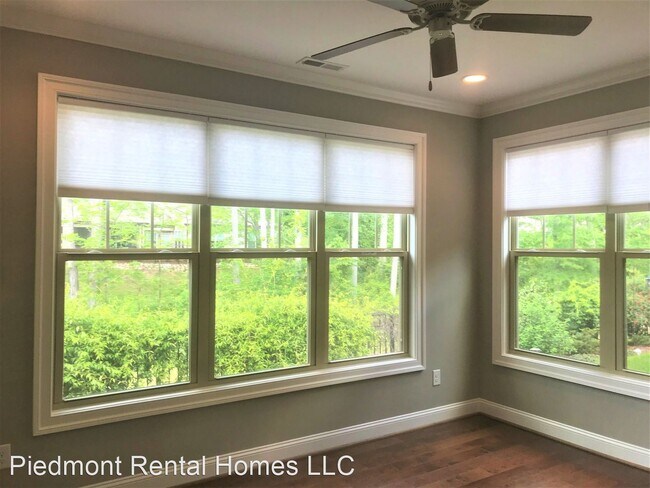 Building Photo - 3 br, 3 bath House - 105 Beckham Dr