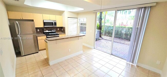 Building Photo - 4950 Tradewinds Ter