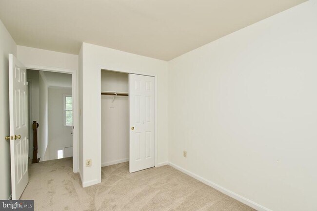 Building Photo - 8614 Oak Chase Cir