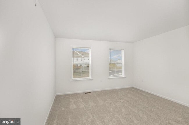 Building Photo - 7880 Briarwood Dr