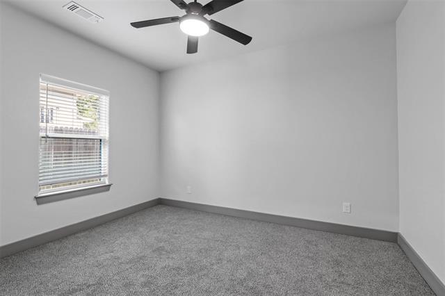 Building Photo - 405 W Hull St
