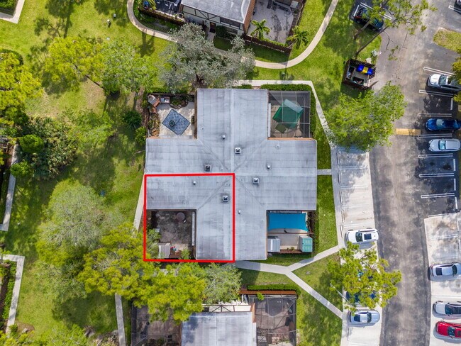 Building Photo - 111 Weybridge Cir