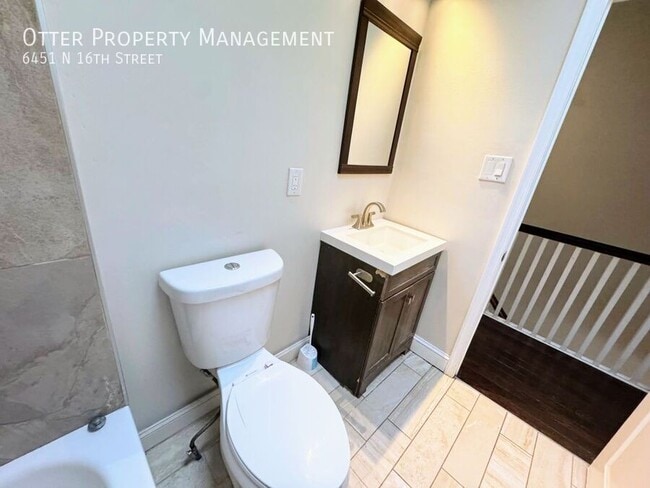 Building Photo - 6451 N 16th St