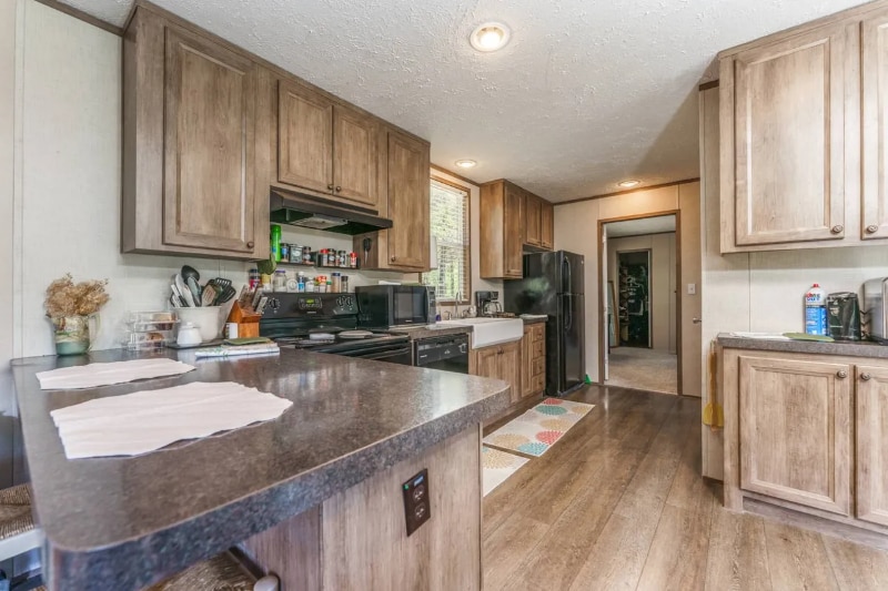 Building Photo - 1225 Holbert Cemetery Rd