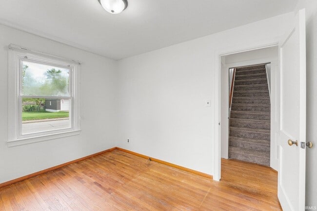 Building Photo - 470 Charlotte Ave