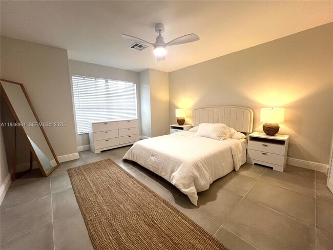 Building Photo - 13473 Fountain View Blvd