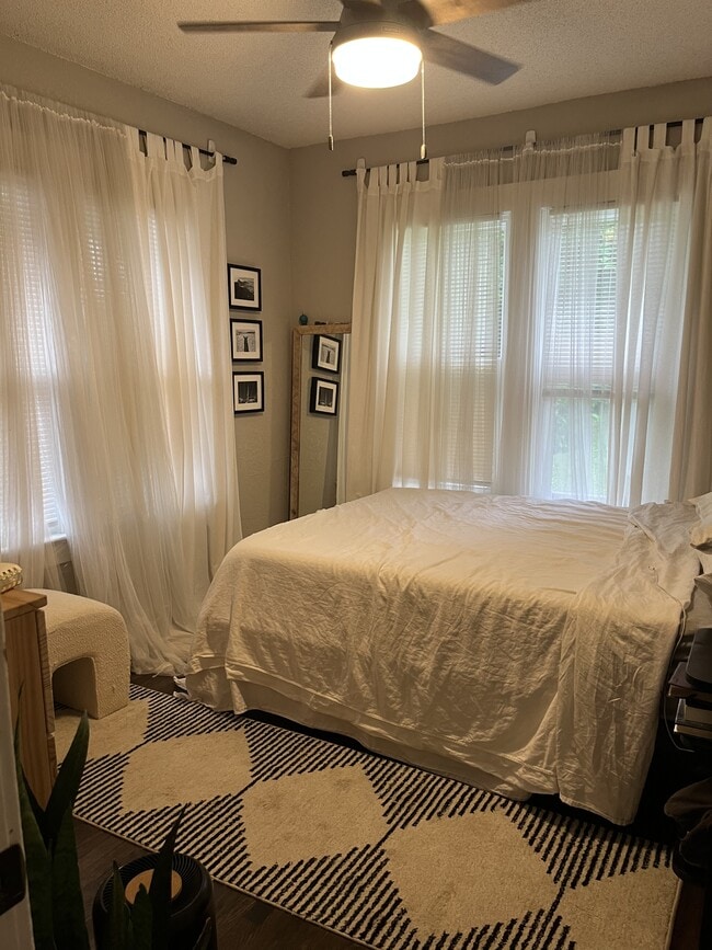 Building Photo - 4125 Olive St