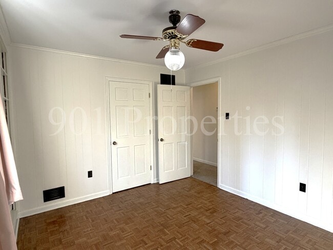 Building Photo - 7094 Corsica Dr