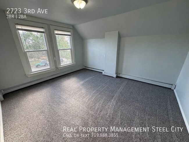 Building Photo - 2723 3rd Ave